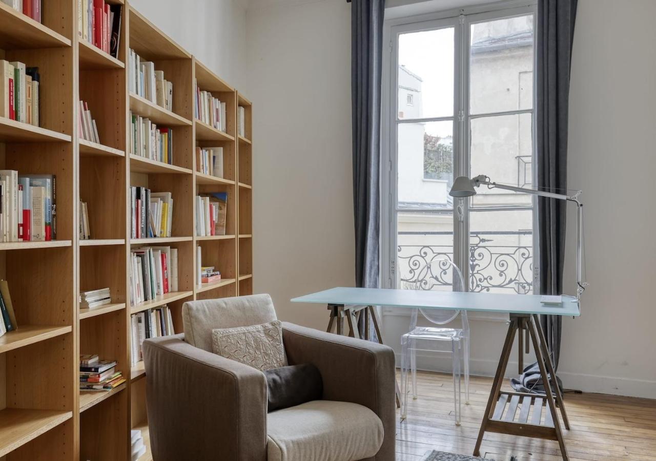 Apartment Spacious Typical Parisian Flat - Le Marais *